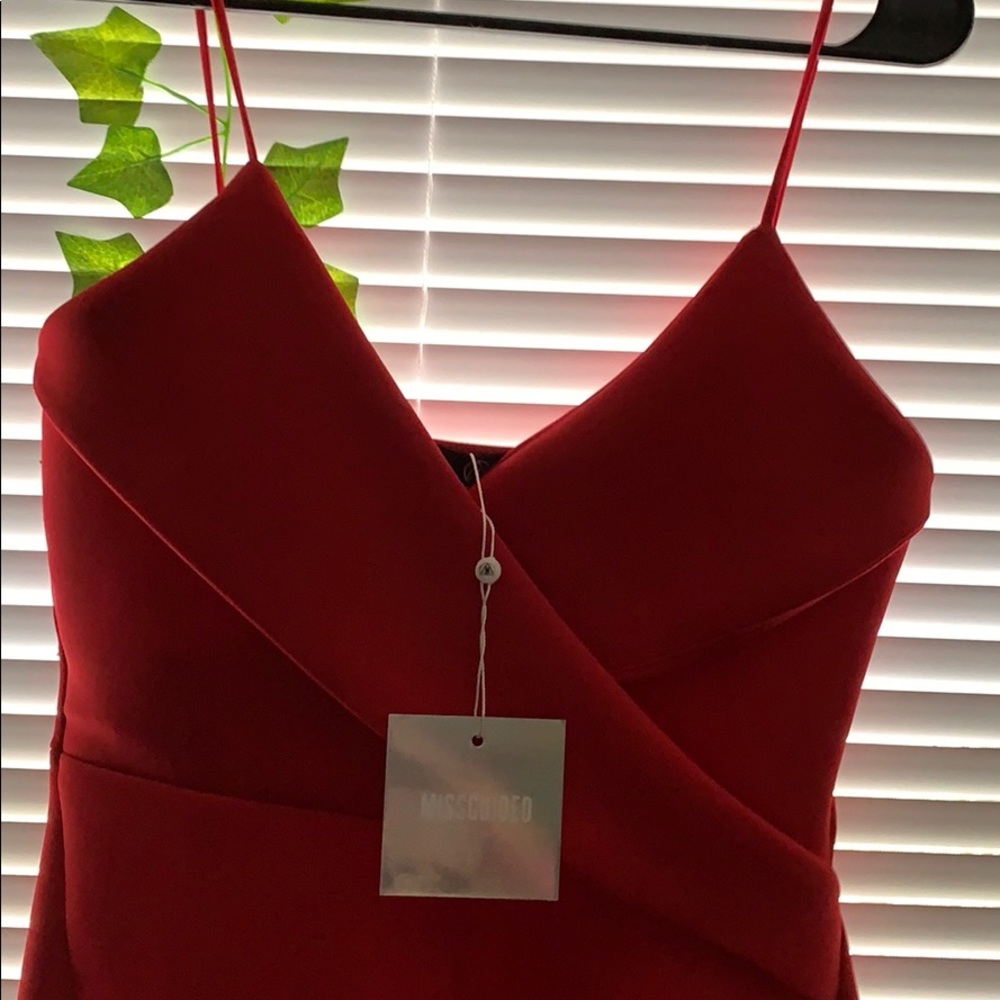 Dress - Picture 2 of 3